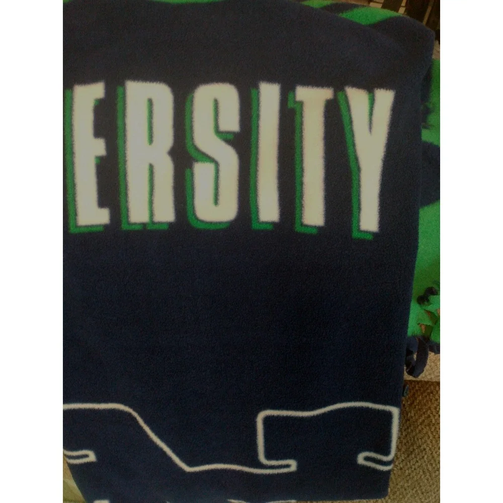 Notre Dame Handmade Fleece Throw Blanket NCAA College 43